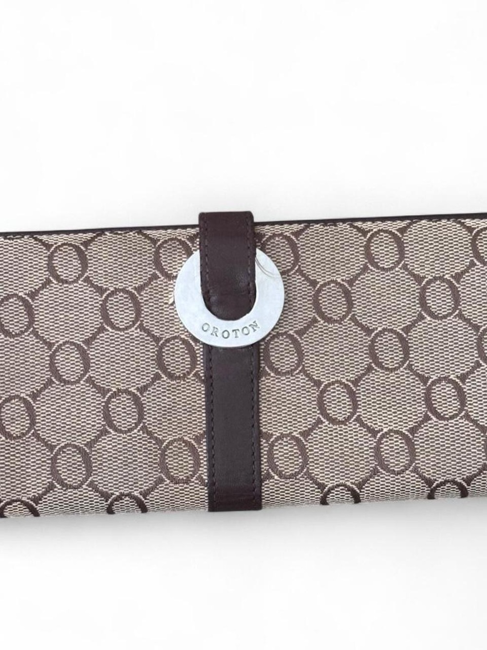 Oroton Dark Brown Leather Cardholder with Branded Pull